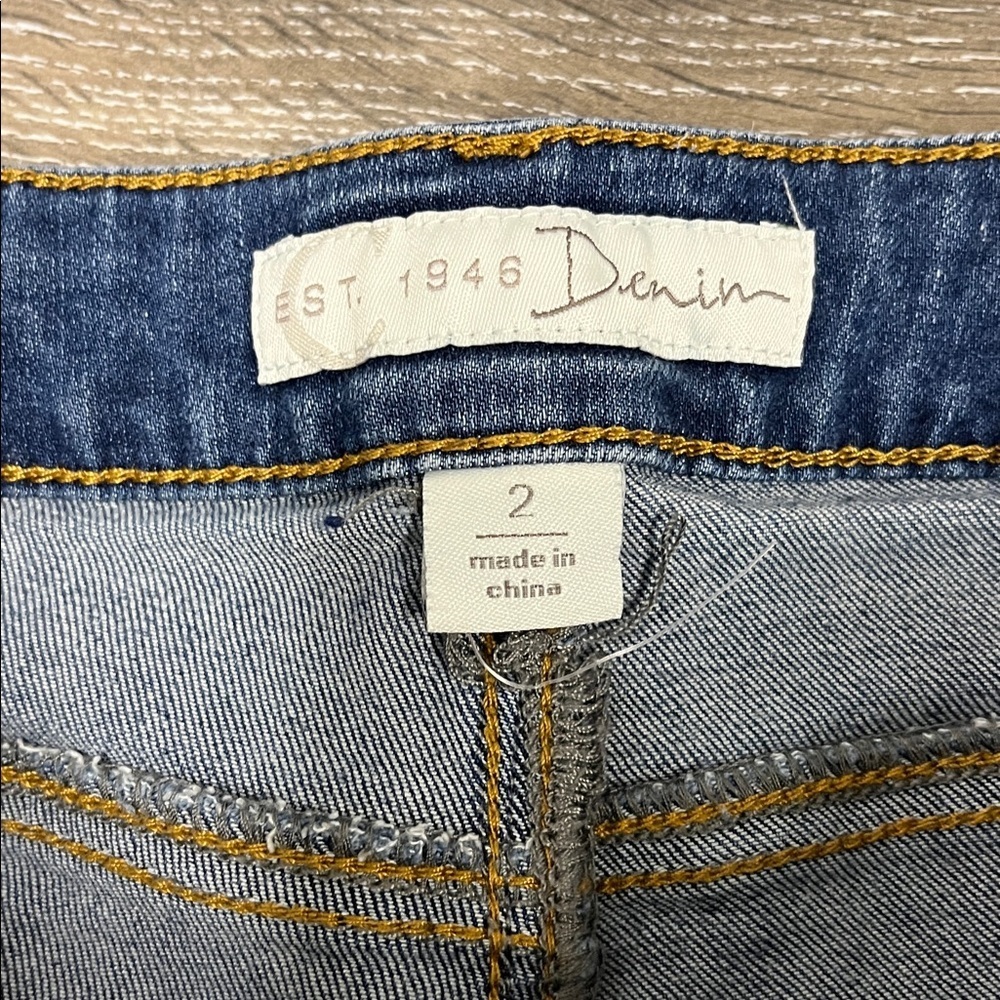 EST. 1946 Denim distressed jeans size 2 - Picture 4 of 6